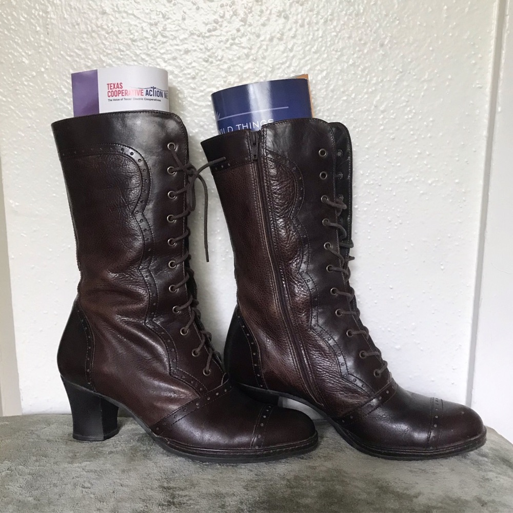 ✨SOLD✨ Boots